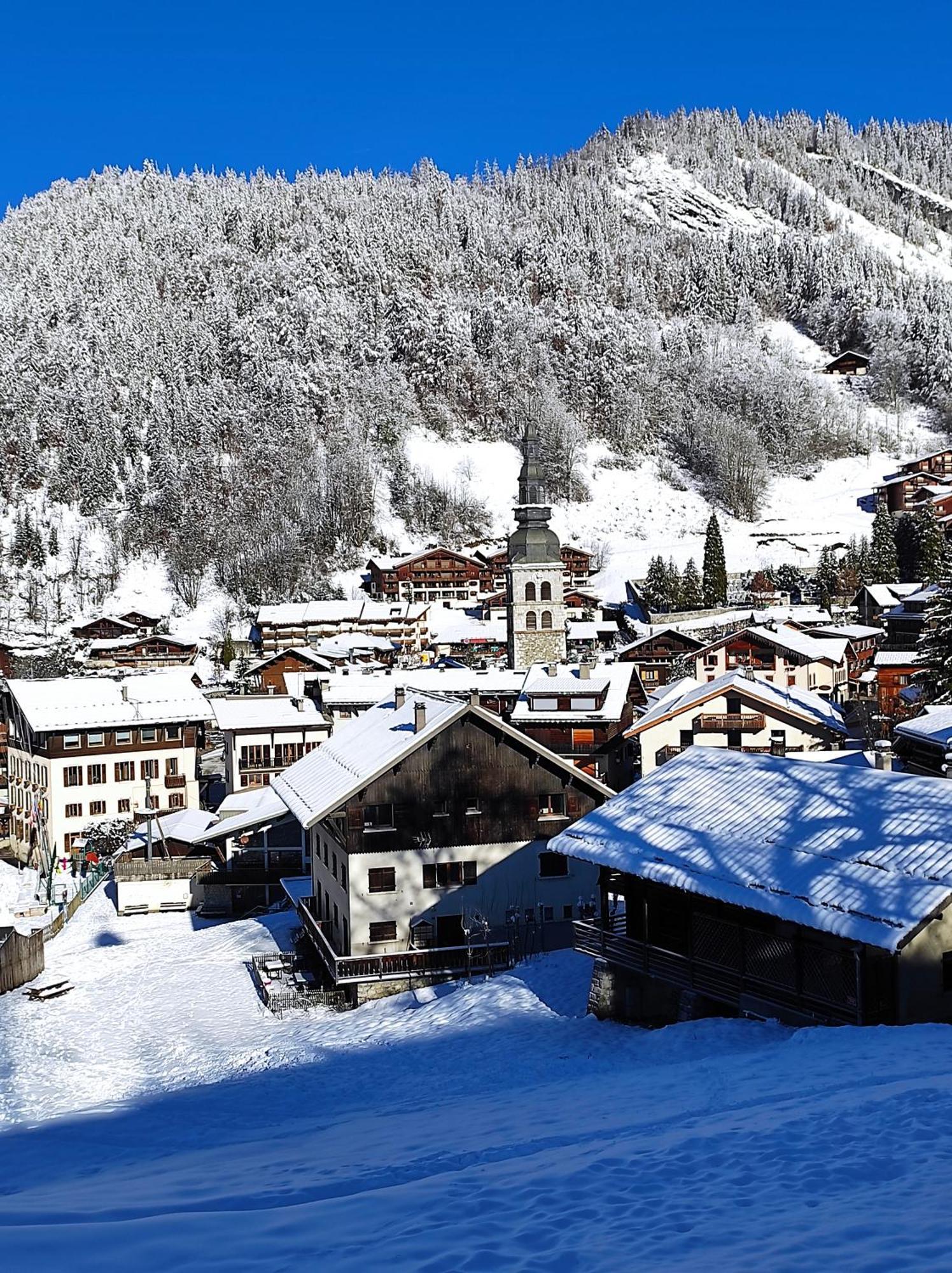Le Week-End 3 Etoiles, Plein Centre Ville Ла-Клюсаз Экстерьер фото